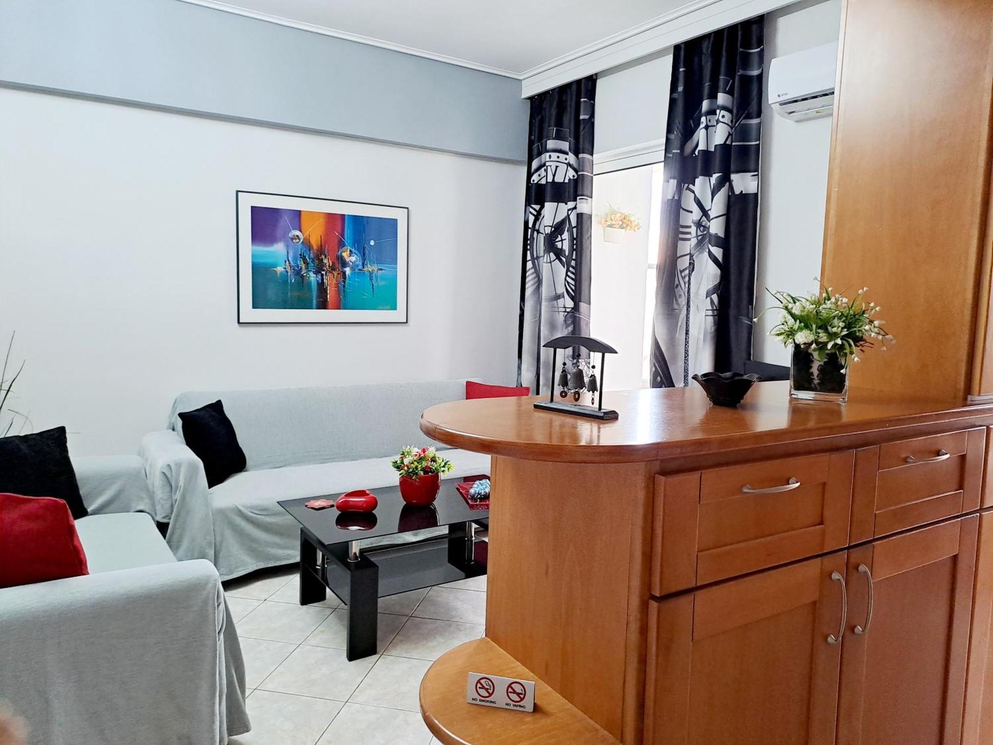 Bright Apartment In Nea Palatia • Oropos Buitenkant foto